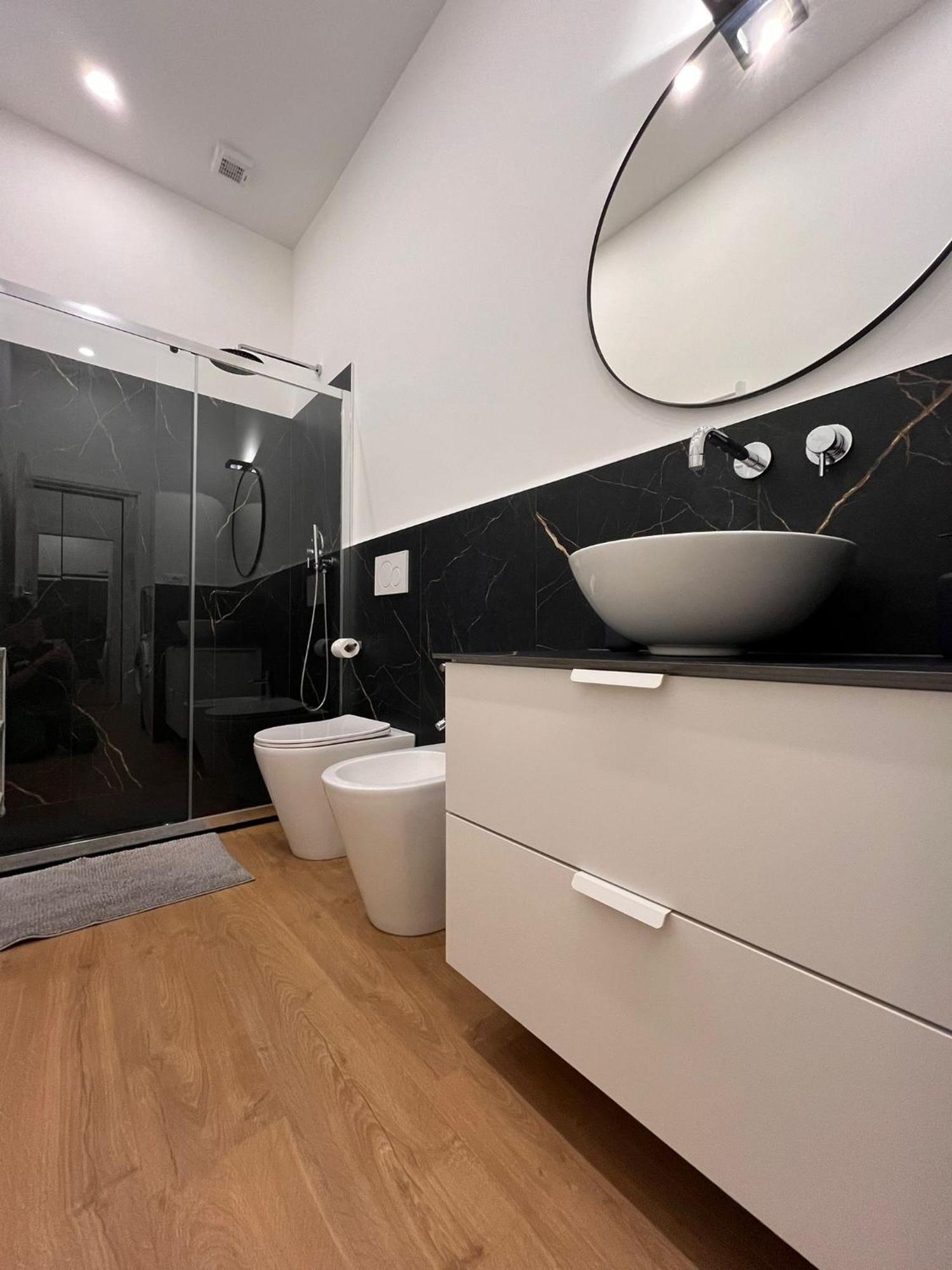 Trieste Centrale Luxury Apartament In Stile Moderno Kültér fotó