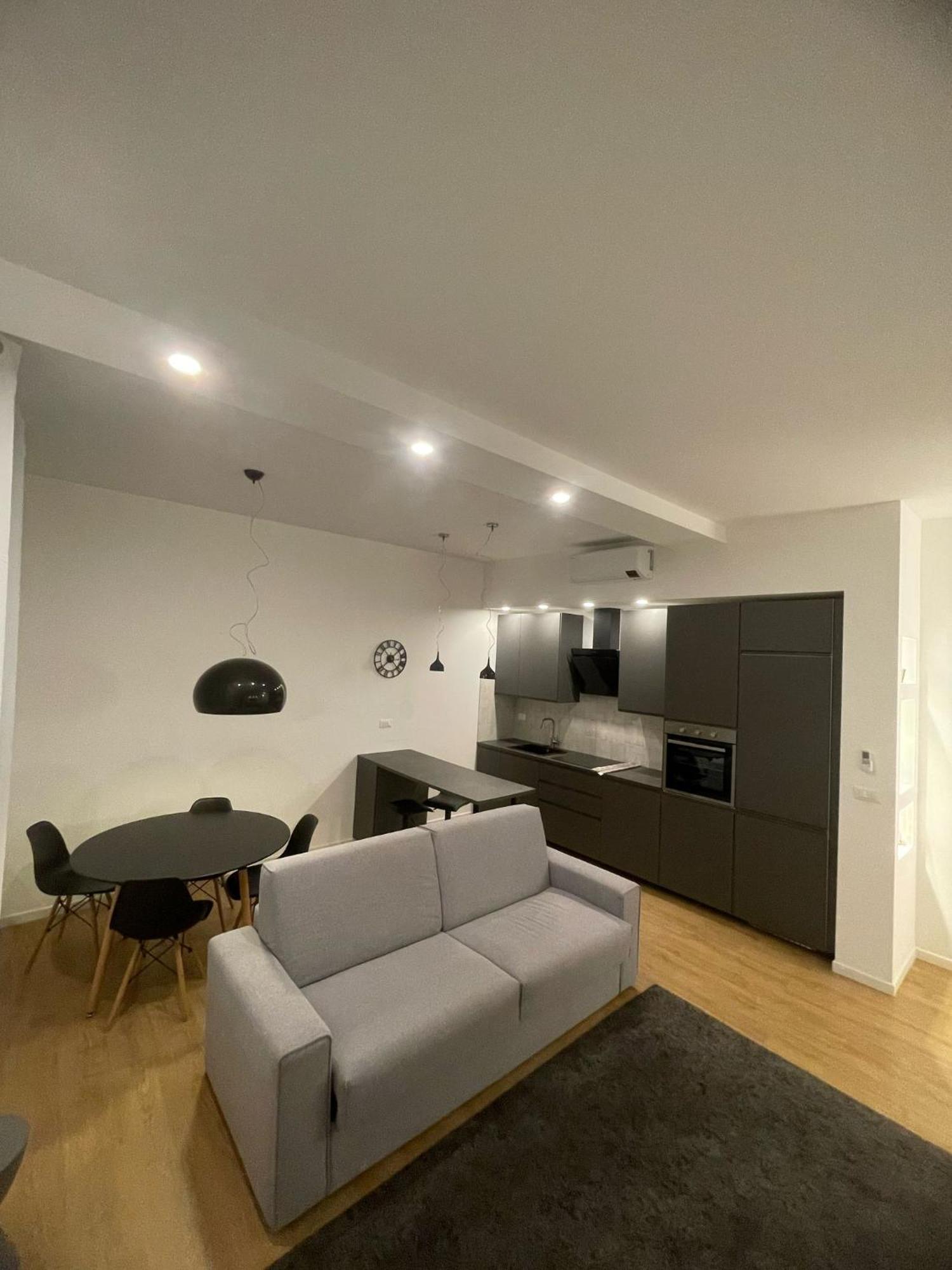 Trieste Centrale Luxury Apartament In Stile Moderno Kültér fotó
